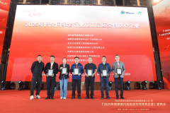 <strong>构成了区别于同业的焦点合作壁垒：•</strong>